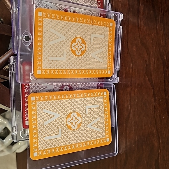 Louis Vuitton collectors cards - Picture 1 of 6